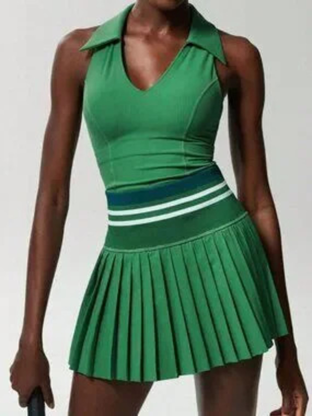 Green Sports Women's Sleeveless Top And Mini Skirt Set